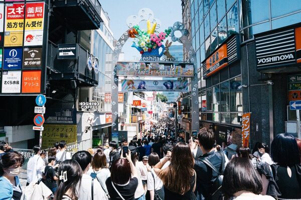 La moda di Harajuku: il quartiere che ha rivoluzionato lo street style