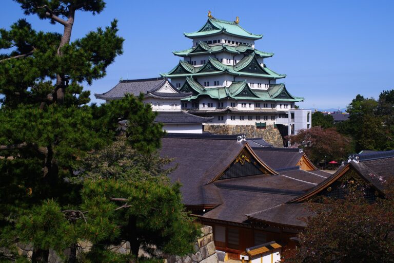 Torre principale e Palazzo Hommaru del Castello di Nagoya