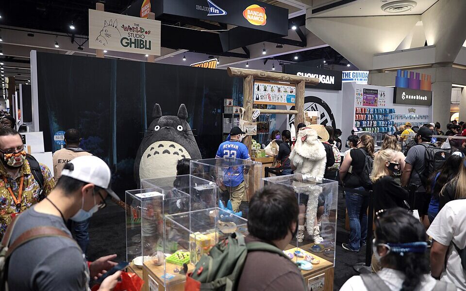 Stand espositivo dedicato ai film dello Studio Ghibli