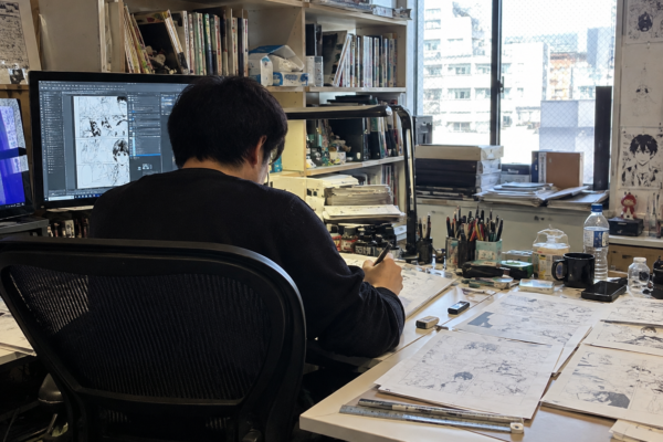 Il mestiere del mangaka: come nasce davvero un manga in Giappone